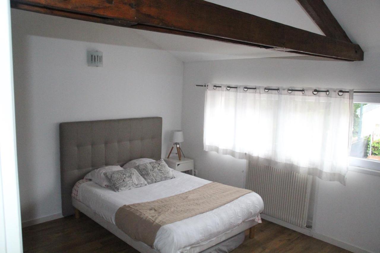Nogent-sur-Seine Paris Eiffel Tower Et Disney Apartments, Parkings Gratuits Et Securises, 10 Minutes Metro To Paris מראה חיצוני תמונה
