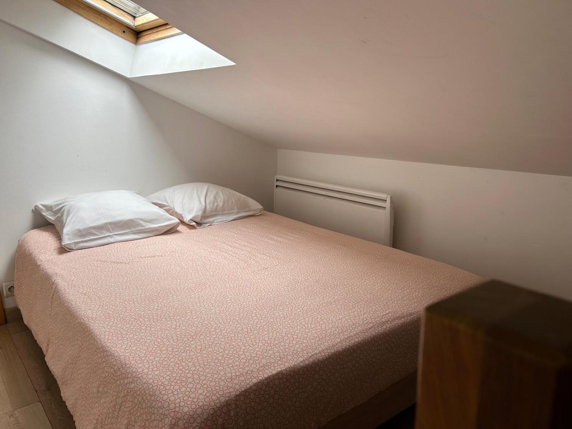 Nogent-sur-Seine Paris Eiffel Tower Et Disney Apartments, Parkings Gratuits Et Securises, 10 Minutes Metro To Paris מראה חיצוני תמונה
